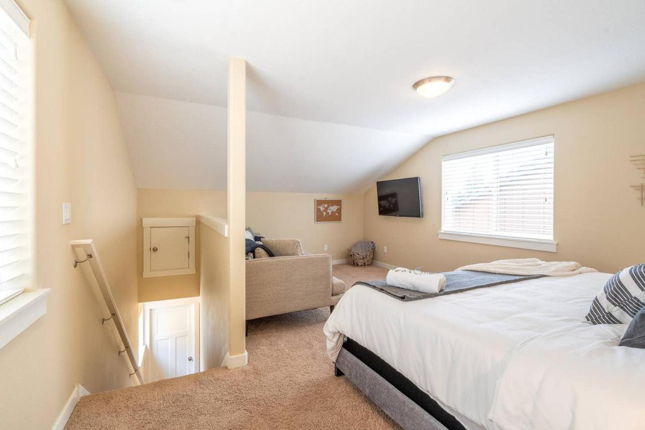 Modern Home, Four Bedrooms, King Beds Tigard Dış mekan fotoğraf