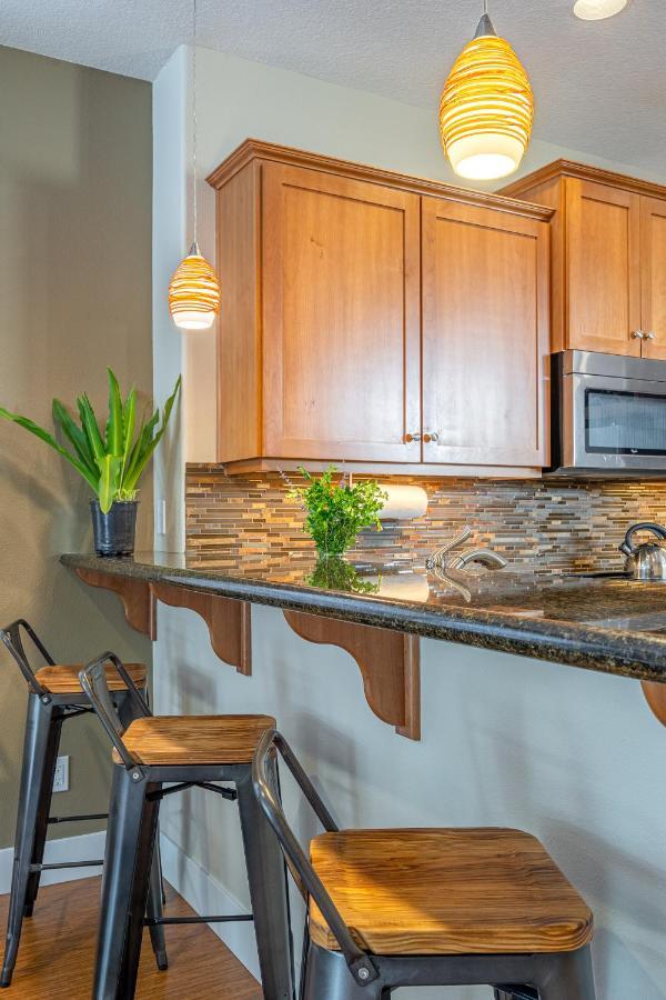 Modern Home, Four Bedrooms, King Beds Tigard Dış mekan fotoğraf