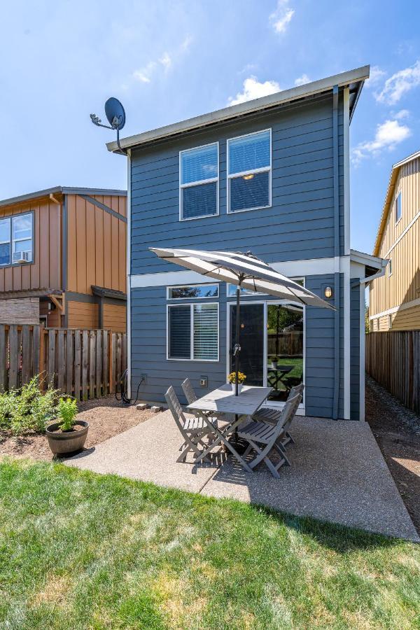 Modern Home, Four Bedrooms, King Beds Tigard Dış mekan fotoğraf