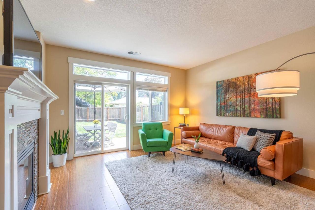 Modern Home, Four Bedrooms, King Beds Tigard Dış mekan fotoğraf