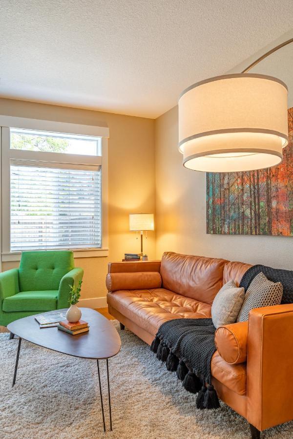 Modern Home, Four Bedrooms, King Beds Tigard Dış mekan fotoğraf
